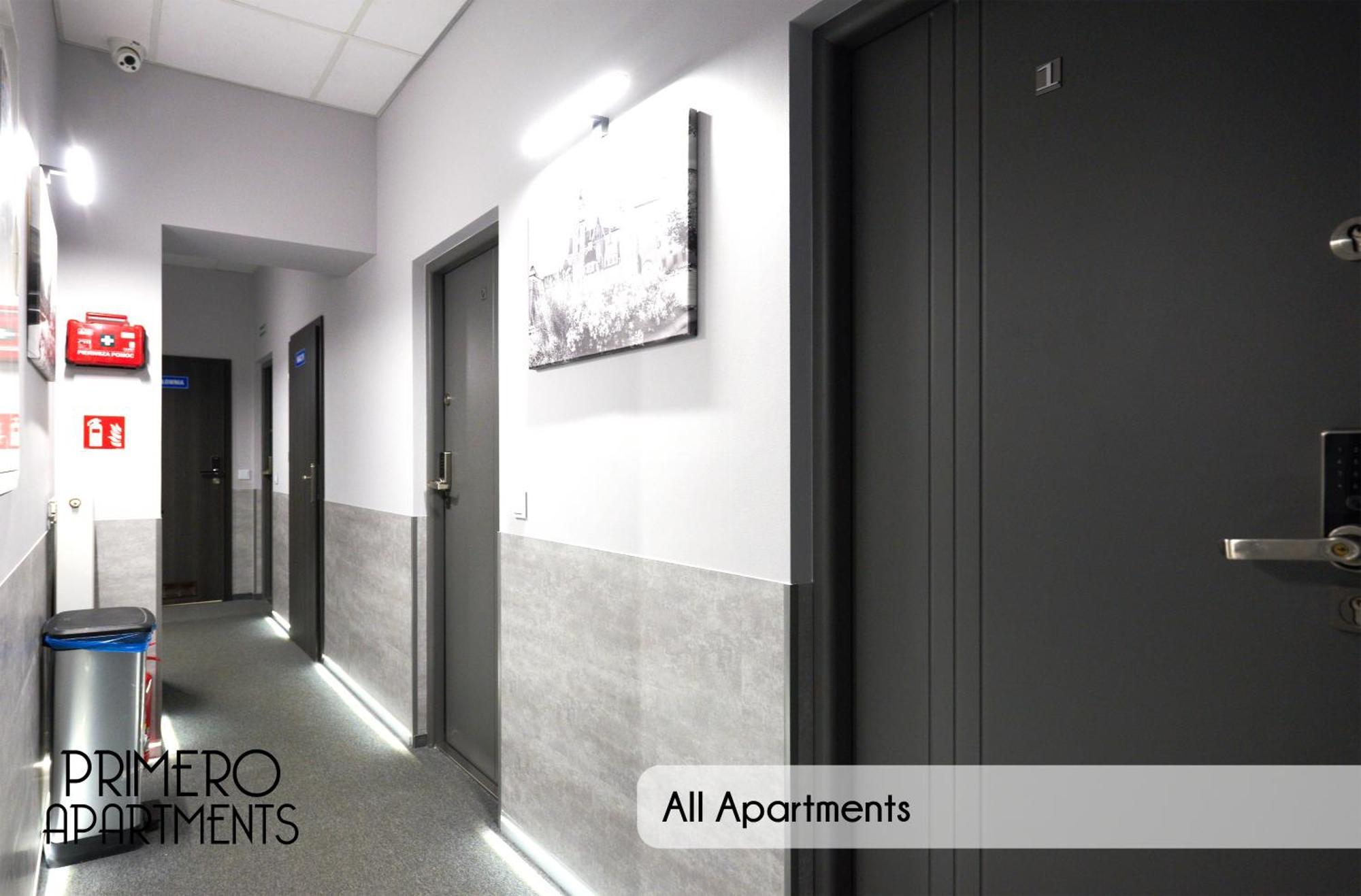Primero Elegant Apartments Krakow Old Town ภายนอก รูปภาพ