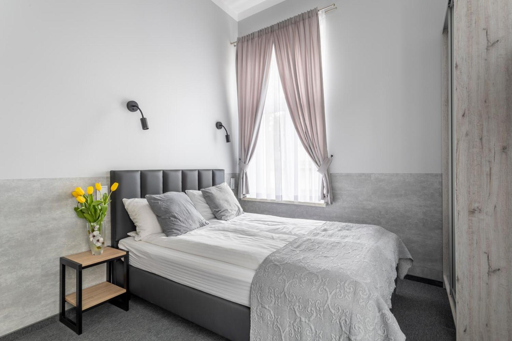 Primero Elegant Apartments Krakow Old Town ภายนอก รูปภาพ