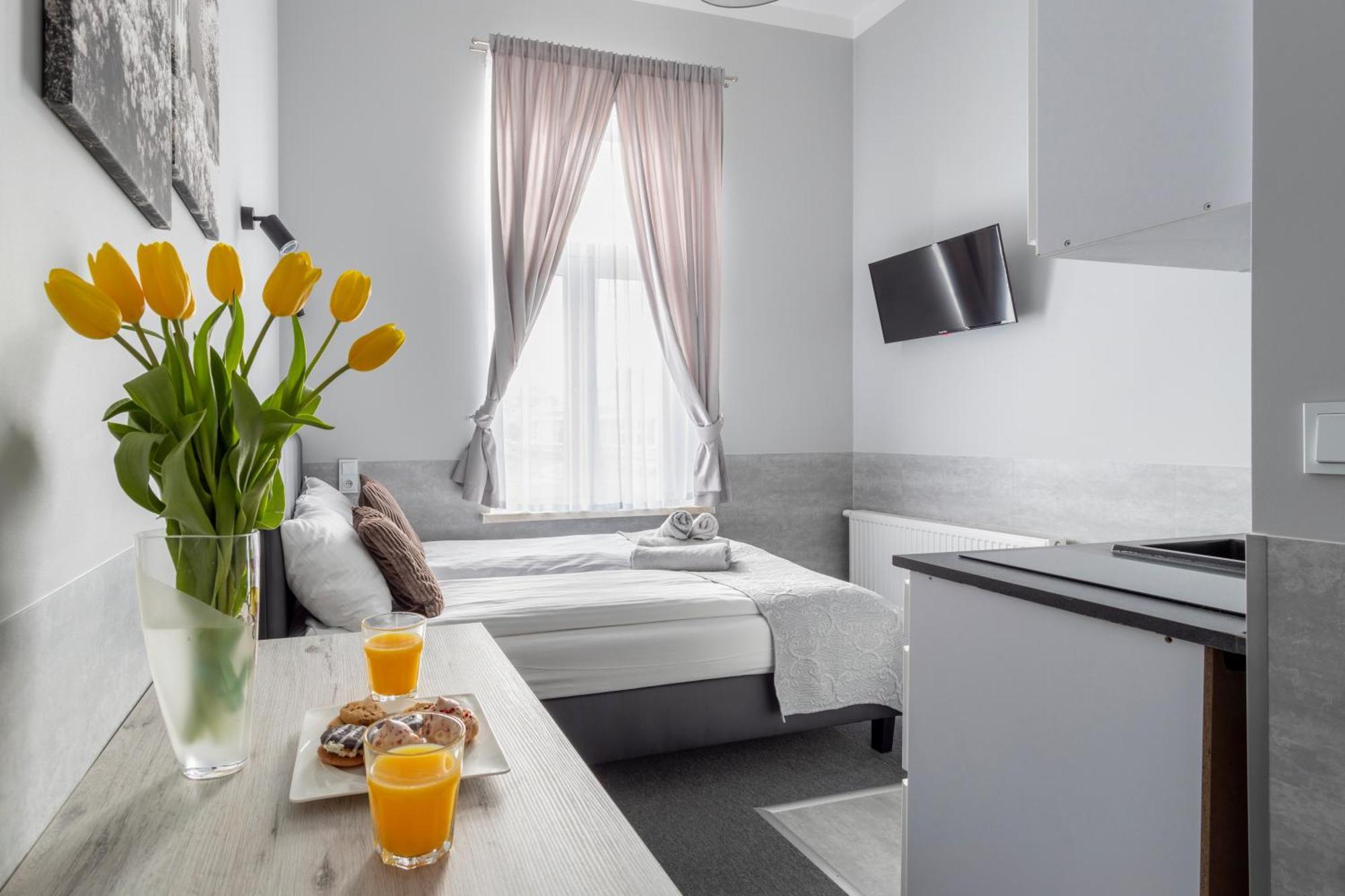 Primero Elegant Apartments Krakow Old Town ภายนอก รูปภาพ