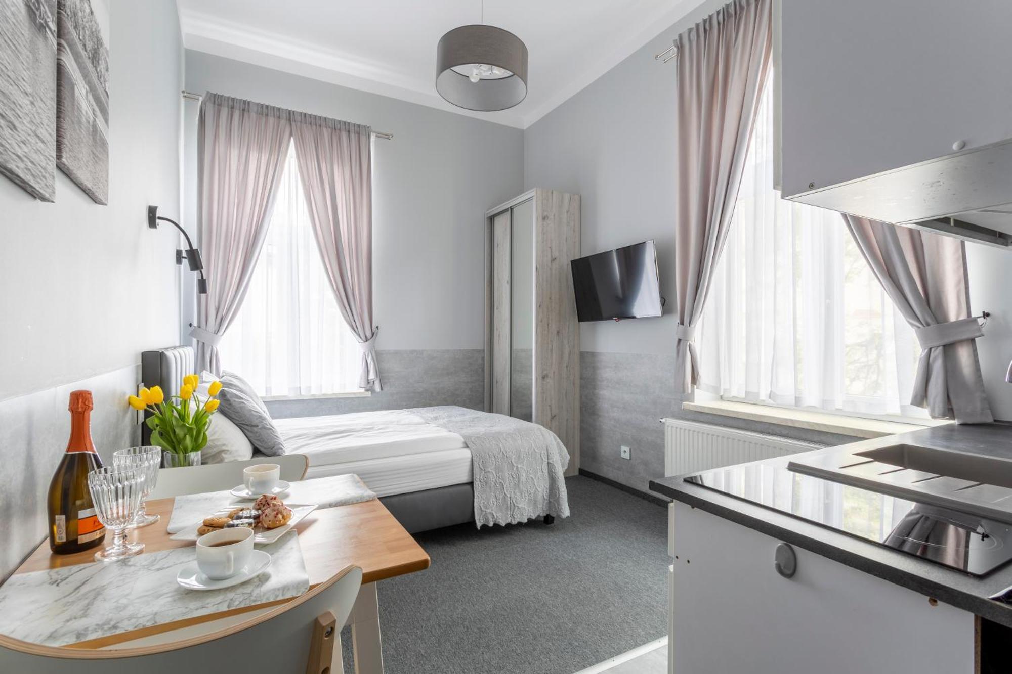 Primero Elegant Apartments Krakow Old Town ภายนอก รูปภาพ