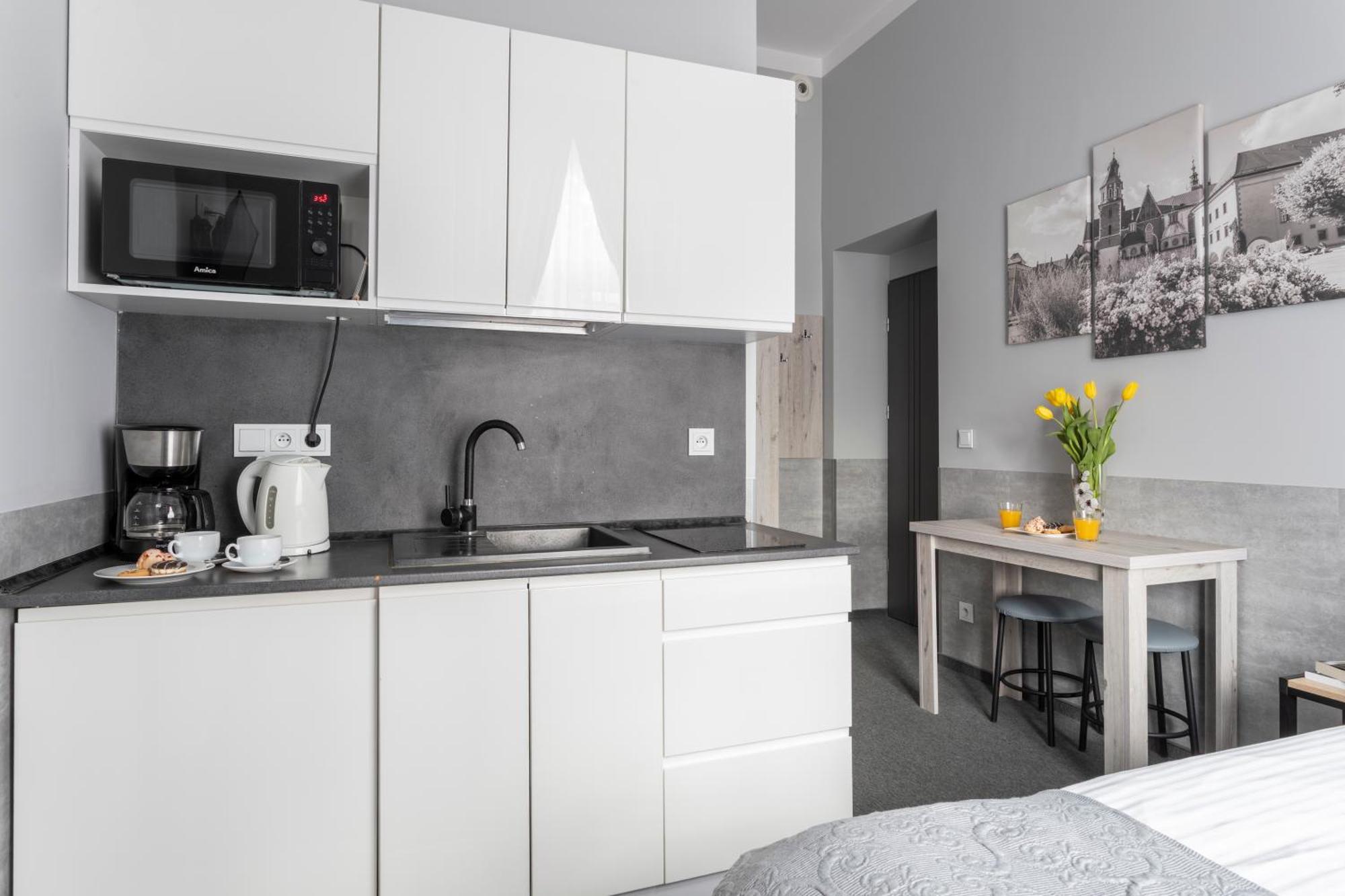 Primero Elegant Apartments Krakow Old Town ภายนอก รูปภาพ